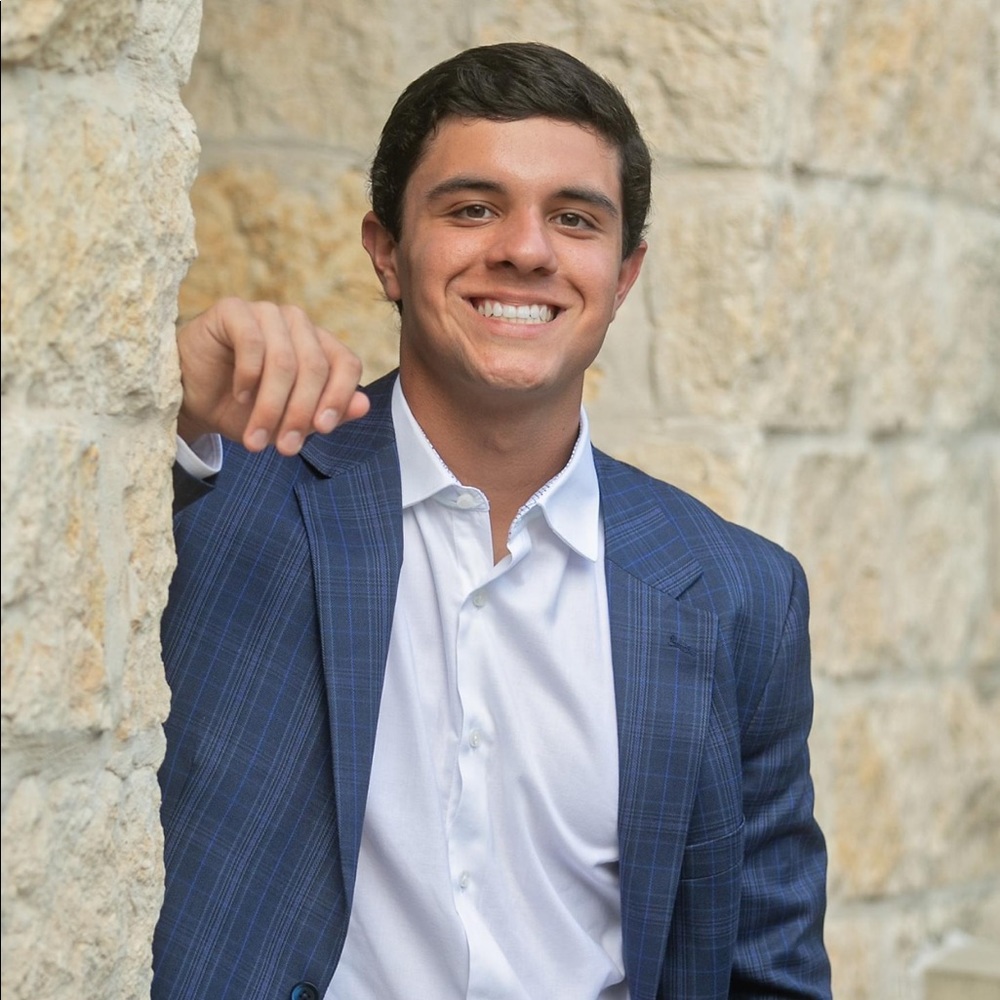 Meet your Posher, Chase
